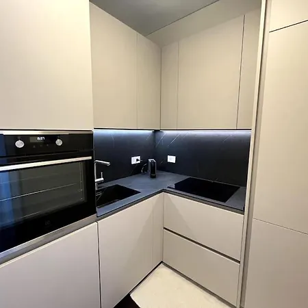 Tatil Evi Luxury Close To Citylife, Metro & Dining