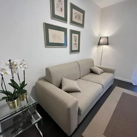 Luxury Close To Citylife, Metro & Dining Prázdninový dům *