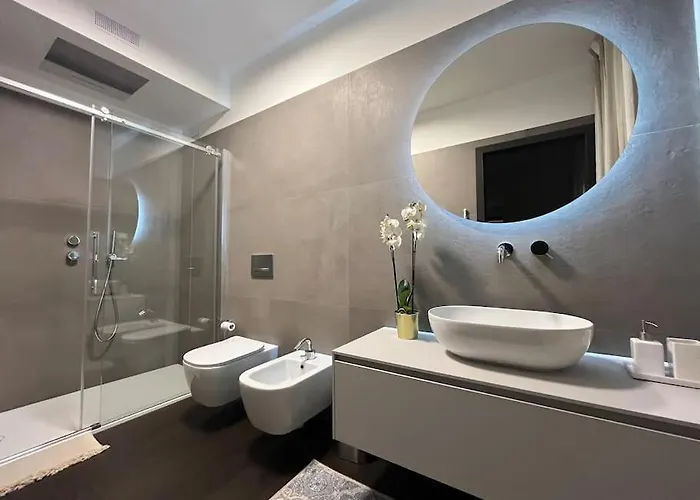 Luxury Close To Citylife, Metro & Dining Prázdninový dům